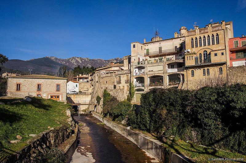 Hotel La Fonda Dels Pirineus Масанет-де-Кабреньс Экстерьер фото