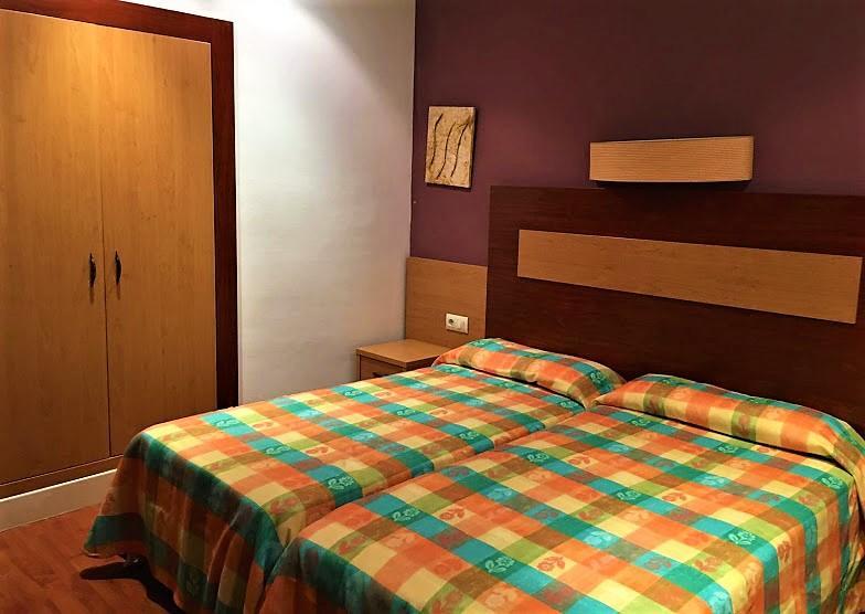 Hotel La Fonda Dels Pirineus Масанет-де-Кабреньс Экстерьер фото